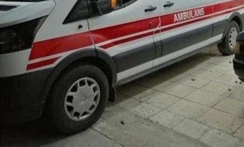 Feci Kaza Ambulans Otob S Ve Otomobile Arpt Sa L K A