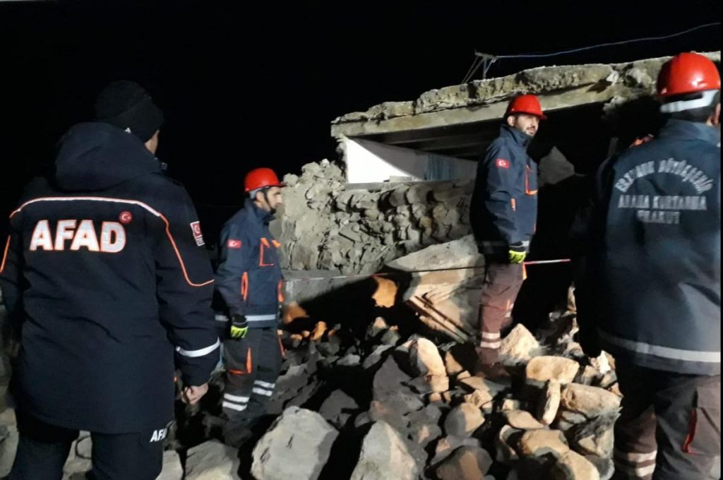 Erzurum'da Yaralar Sarılıyor