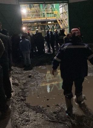 soma yakınlarındaki bir madende patlama sonucu göçük oluştu!