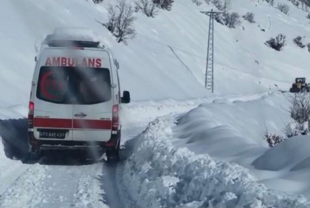 Şırnak'ta 5 Saatlik Hasta Kurtarma Operasyonu