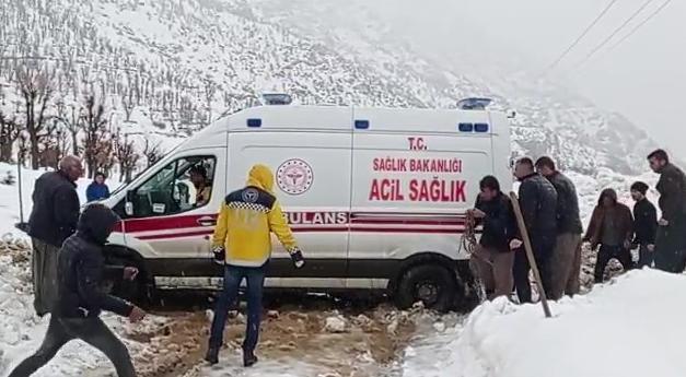 Hakkari ve ilçelerinde yoğun