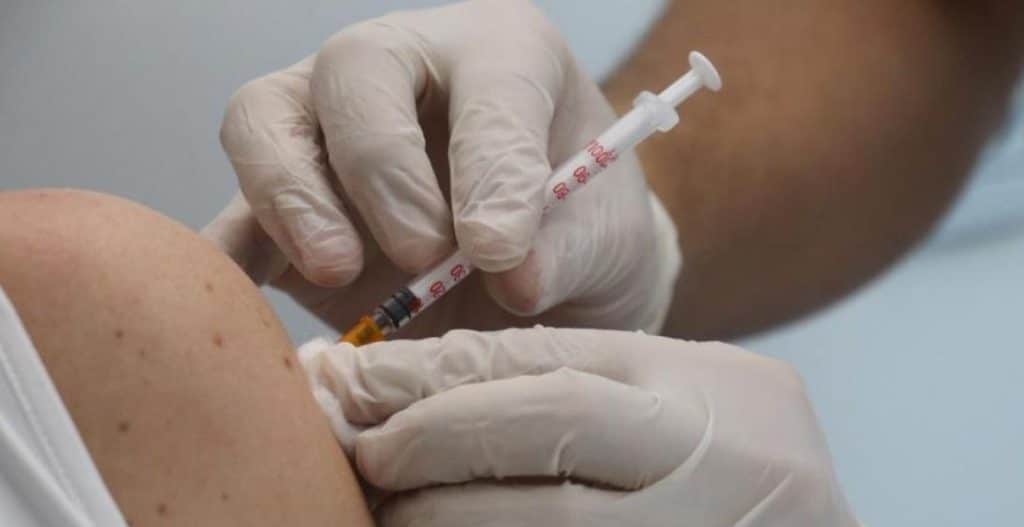 Kovid-19 Aşısı Sonrası Miyoperikardit Riski Var mı? kovid 19 asisi sonrasi miyoperikardit riski var mi