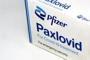 Pfizer’in Kovid-19 Hapının Tekrar Pozitif Çıkan Hastalara Faydası Konusunda Kanıt Yok