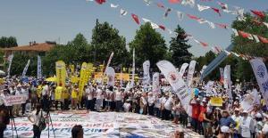 Türk Tabipler Birliğinin Çağrısıyla 27 Sağlık Meslek Örgütü Beyaz Miting’de Buluştu