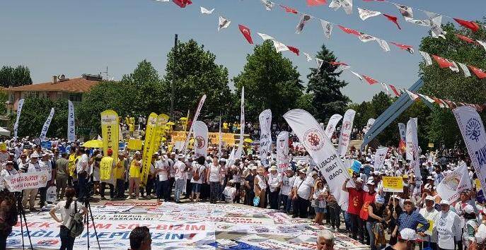 türk tabipler birliğinin çağrısıyla 27 sağlık meslek örgütü beyaz miting’e katıldı