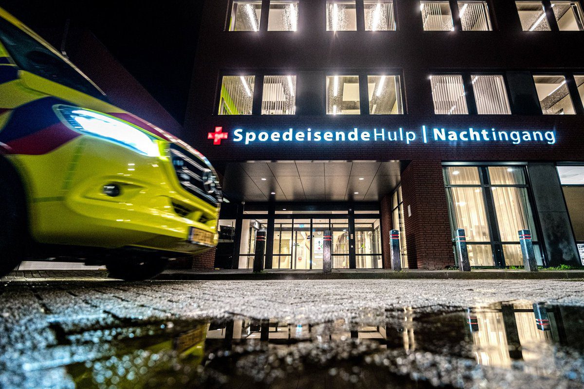 hollanda'da acil servislerdeki yoğunluk nedeniyle hastalar ölüyor