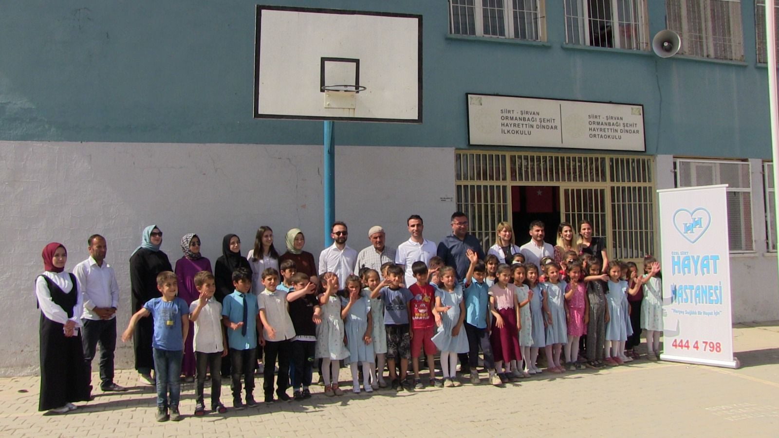 siirt’te köy okulu öğrencilerine sağlık taraması 
