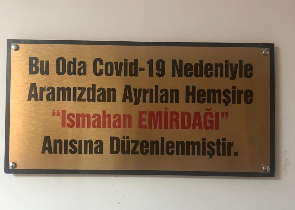 Koronavirüs Sebebiyle Hayatını Kaybeden Hemşireye Hastanede Özel Oda Yapıldı