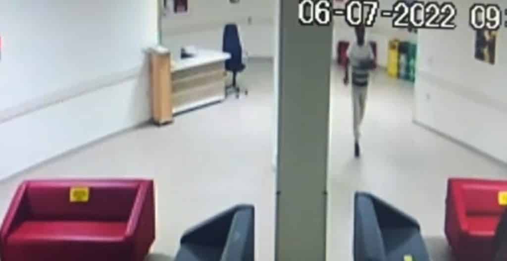 Bursa'da Hastane Güvenliğini Darbeden Şahıs Tutuklandı bursa8217da hastane guvenligini darbeden sahis tutuklandi