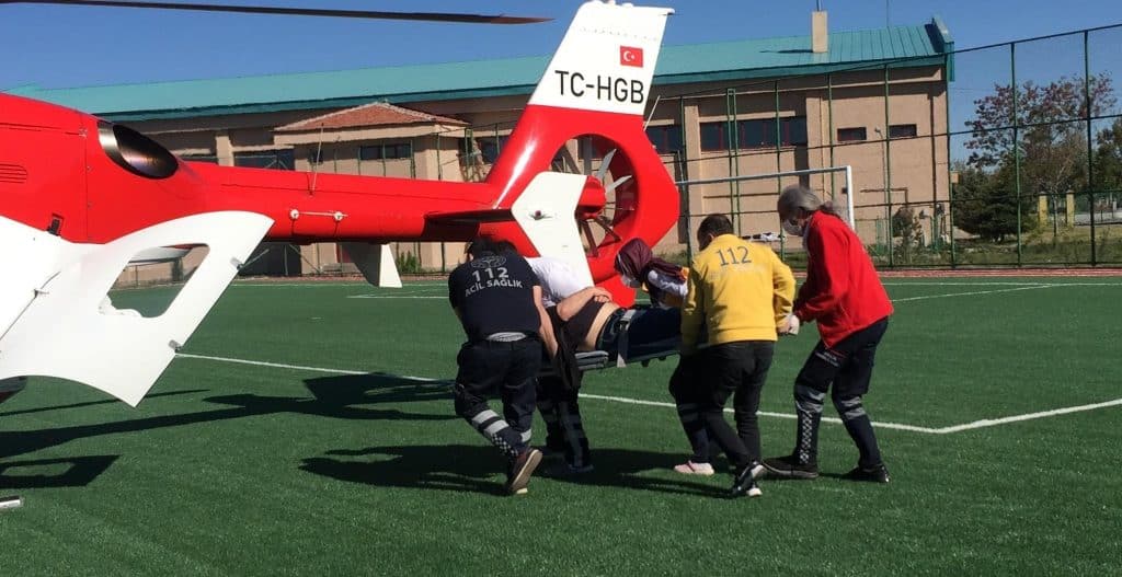 Hava Ambulans Konya'da Kalp Krizi Geçiren Hasta İçin Havalandı hava ambulans konya8217da kalp krizi icin havalandi