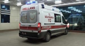 İzmir’de Hastane Önündeki Ambulans Çalındı