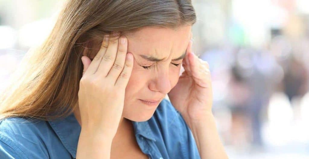 kronik bas agrilari botoks yontemi ile tedavi ediliyor