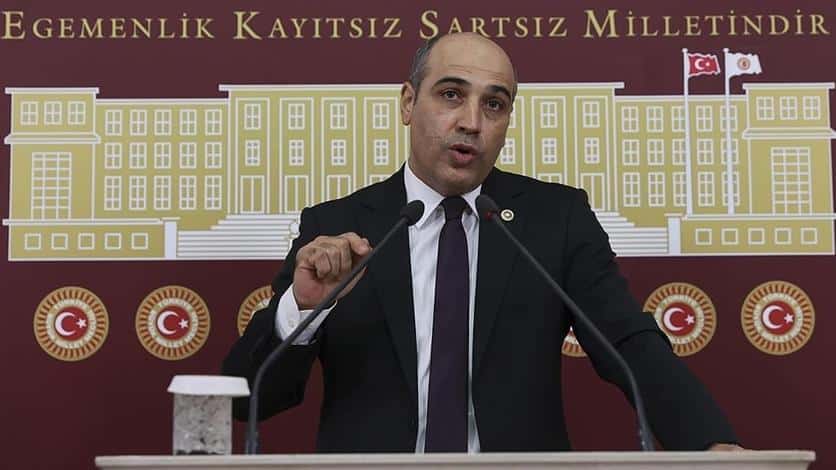 Şahin, Meclis’te düzenlediği basın toplantısında, Sağlık Bakanlığının 6 Ekim’de, Özel Hastaneler Yönetmeliği