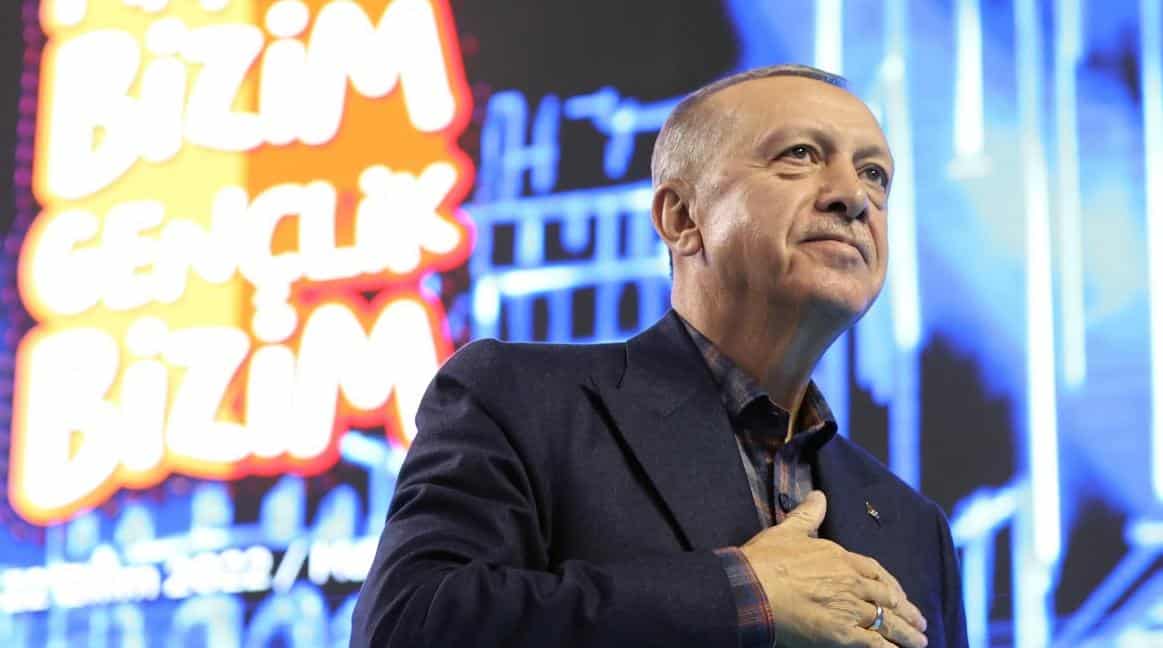 cumhurbaşkanı erdoğan: "ordumuza bu yakıştırmaların bedeli ödenecektir"