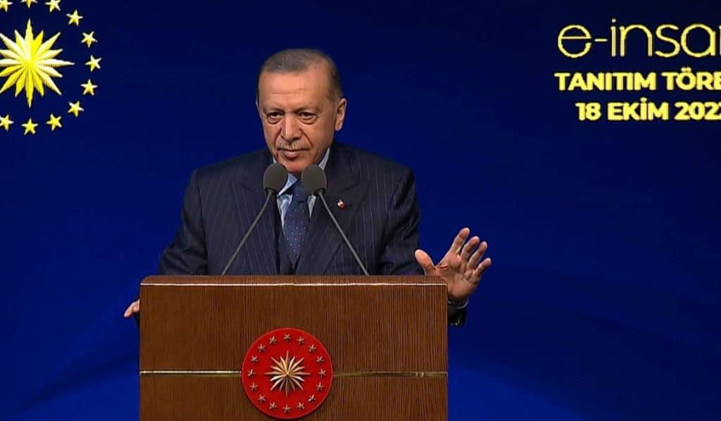 Cumhurbaşkanı Erdoğan'dan Staj Yapacak Öğrencilere Müjde
