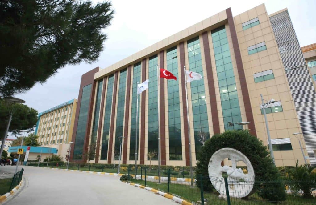 universite hastanesi8217nden kanser operasyonu.