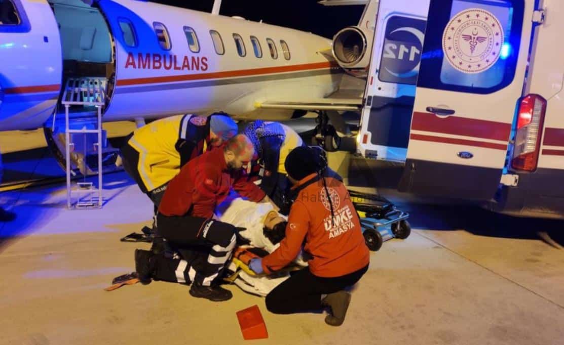 kazda agir yaralanan tiyatrocu sergen deveci ambulans ucakla sevk edildi
