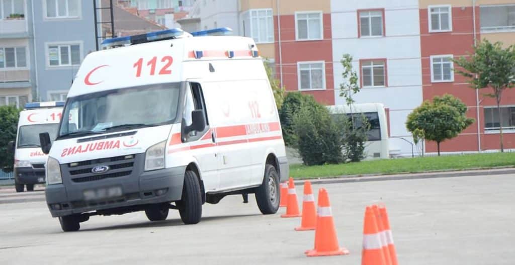 Eskişehir'de İleri Sürüş Eğitimli Ambulans Ekipleri 4 Dakikada Vakaya Ulaşıyor