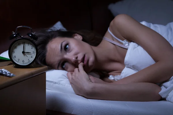 sürekli uykusuz hissetmenin nedenleri nelerdir?