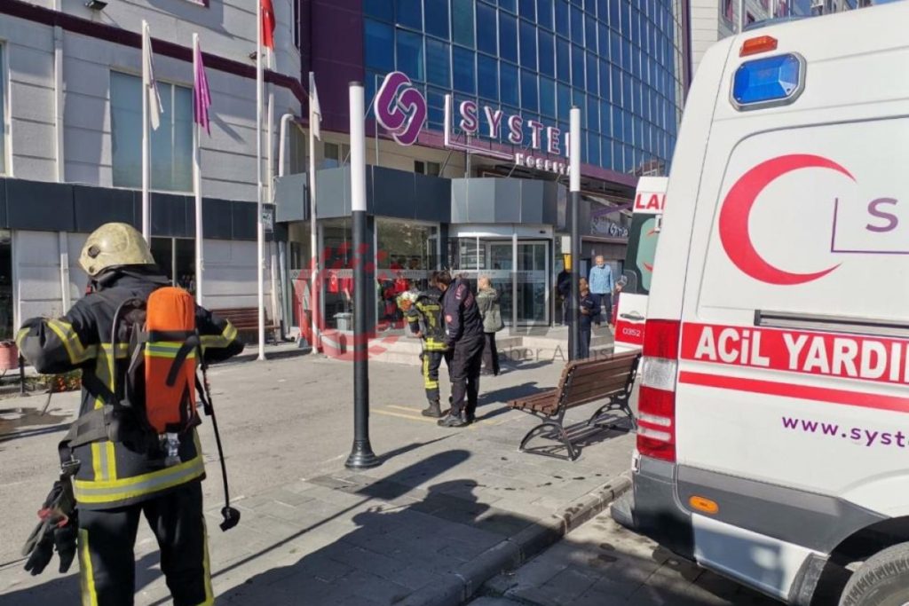 kayseri'de özel hastanede çıkan yangın paniğe sebep oldu