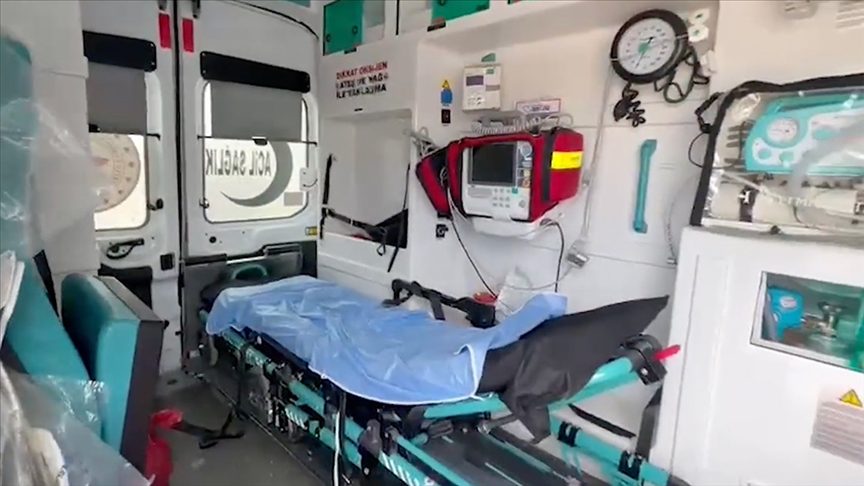 Sağlık Bakanı Koca: 2 Tam Donanımlı Acil Yardım Ambulansı Libya'daki Yetkililere Teslim Edildi