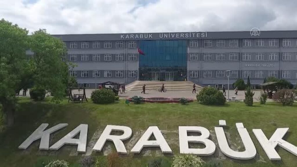 Karabük Üniversitesi Sözleşmeli Personel Alım İlanı Yayımladı