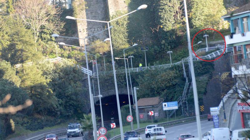 Trabzon’da tünelin üstündeki yaya