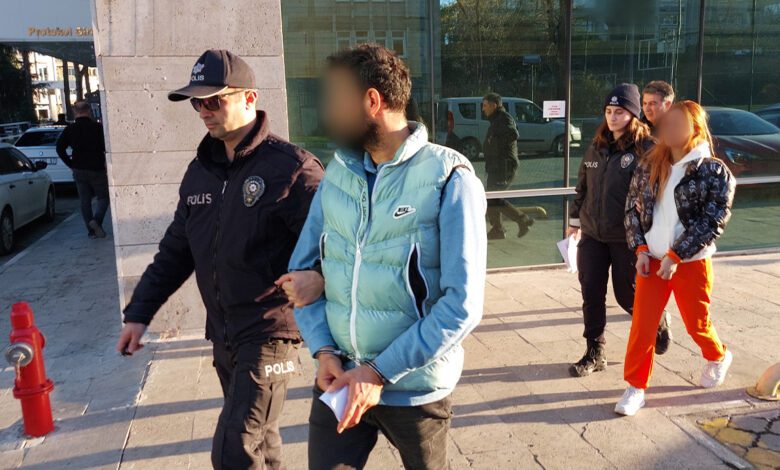 doktor odasından 35 bin lira çalan 2 kişi yakalandı doktor odasından 35 bin lira çalan 2 kişi yakalandı