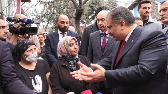 Bakan Fahrettin Koca: "Seçim Öncesi Lösemi Hastaları Suistimal Ediliyor"
