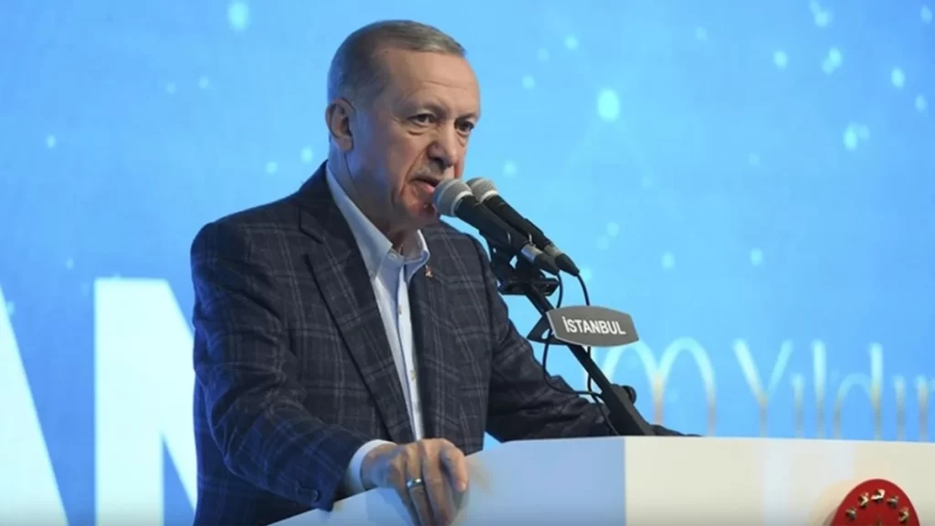 Cumhurbaşkanı Erdoğan'dan Toplu Sözleşme İkramiyesi ve 3600 Ek Gösterge Açıklaması