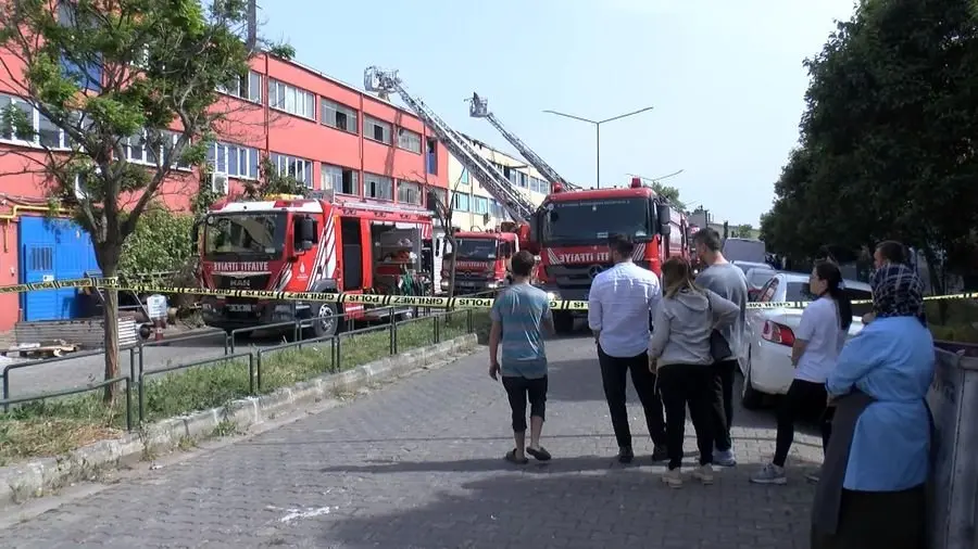 Medikal Malzeme Üretimi Yapan Fabrikada Yangın Çıktı