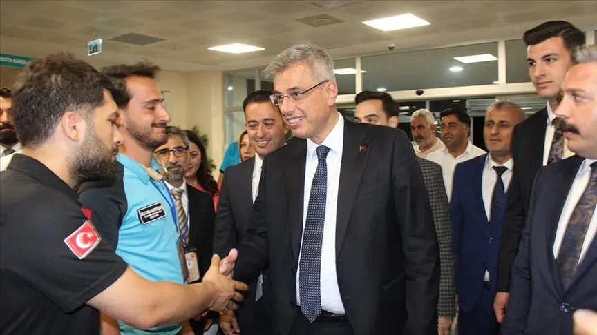 Sağlık Bakanı Kemal Memişoğlu'ndan Ahlat Devlet Hastanesine Anlamlı Ziyaret