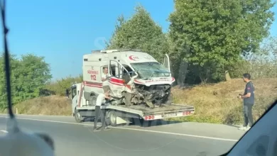 ambulans kazasında dehşet: sağlık çalışanları ağır yaralı