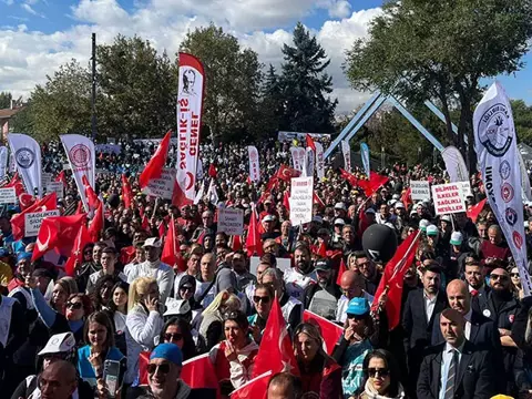 Aile Hekimleri "Artık Yeter" Diyerek Meydanlara İndi