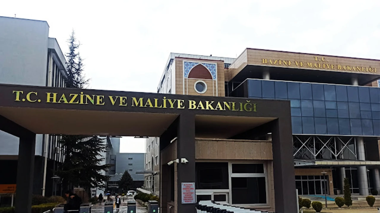 Hazine ve Maliye Bakanlığı 456 Sözleşmeli Personel Alımı Yapacak