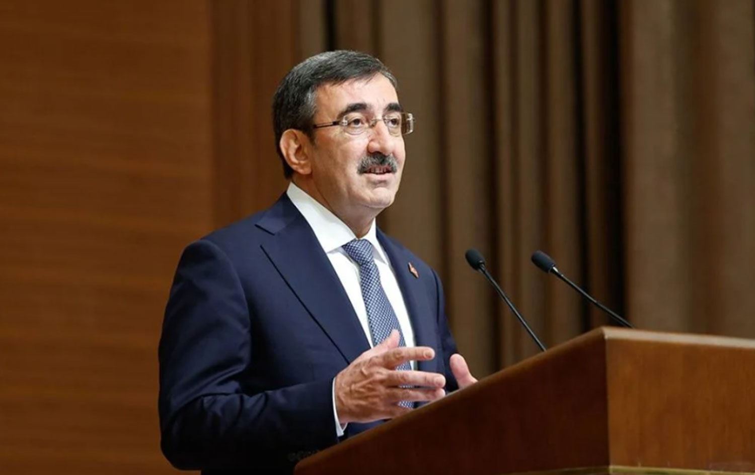 Cevdet Yılmaz: Enflasyon Tek Haneye Düşene Kadar Mücadele Sürecek Cevdet Yılmaz: Enflasyon Tek Haneye Düşene Kadar Mücadele Sürecek