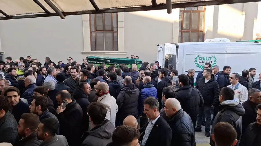 İstanbul’da dünyaya gelen bebekleriyle Düzce’ye dönerken Sakarya’nın Akyazı ilçesinde geçirdikleri