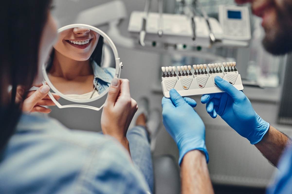 İstanbul’da İmplant Yaptırmadan Önce Klinik Seçimi Nasıl Yapılmalı?