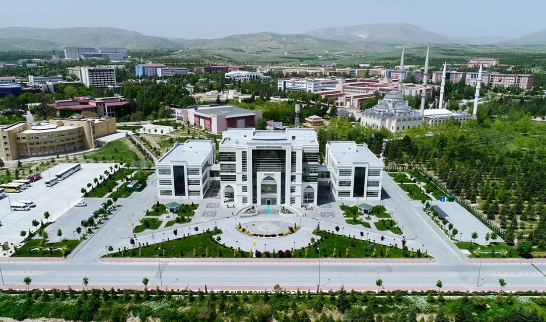 Selçuk Üniversitesi Tıp Fakültesi Hastanesi’nde çalışan doktorlara ait olduğu iddia