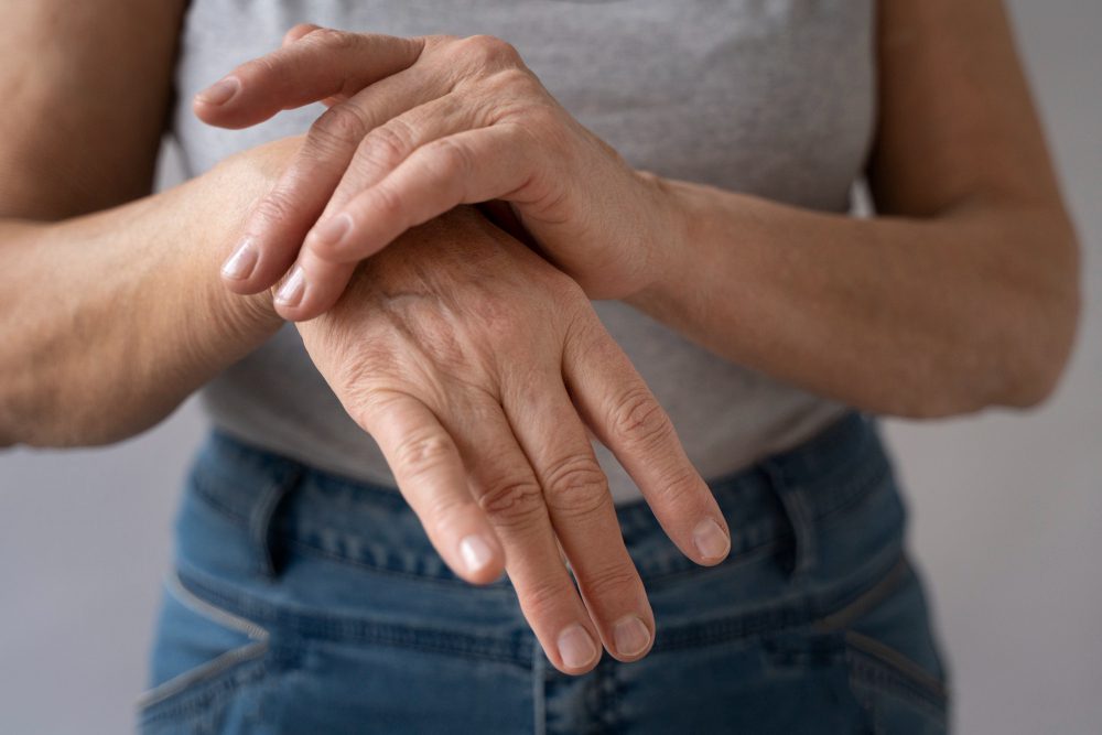 Romatoid Artrit: Tanı, Tedavi ve Uzun Dönem Yönetim Kılavuzu