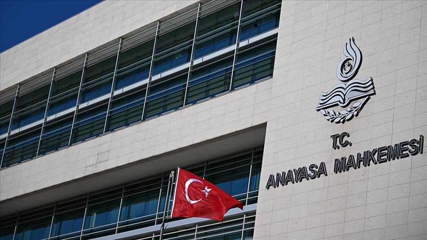 Anayasa Mahkemesi, devlet memurlarının adaylık sürecine ilişkin çok tartışılan bir