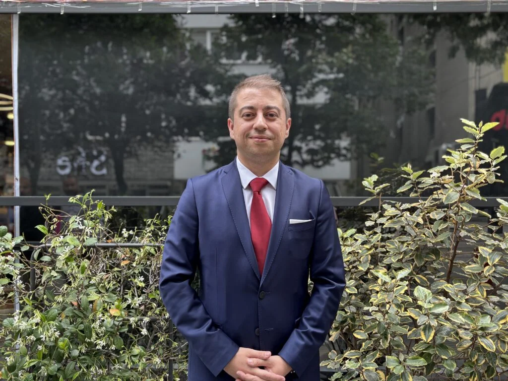 Tıbbiyeliler Sendikası Genel Başkanı Aygün: “Hekimi Sayıya, Sağlığı Formüle Sığdıran Sisteme Hayır!” Tıbbiyeliler Sendikası Genel Başkanı Aygün: “Hekimi Sayıya, Sağlığı Formüle Sığdıran Sisteme Hayır!”