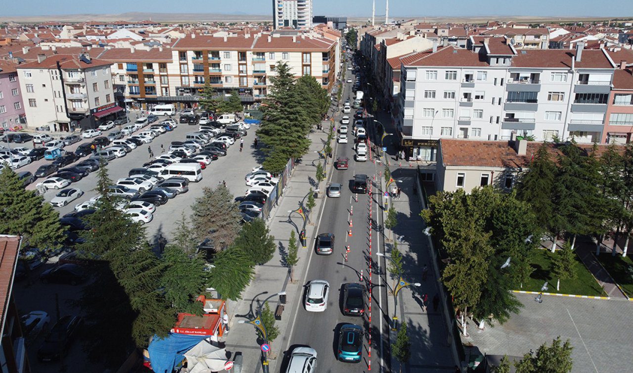 Yaz Aylarında TL İkinci Planda: Bu İlçede Ekonomi Dövizle Dönüyor Yaz Aylarında TL İkinci Planda: Bu İlçede Ekonomi Dövizle Dönüyor