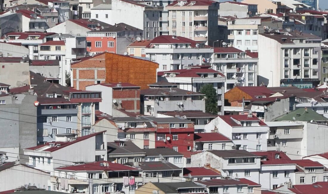 Büyükşehirlerde görev yapan sağlık çalışanları, hızla artan kira fiyatları nedeniyle