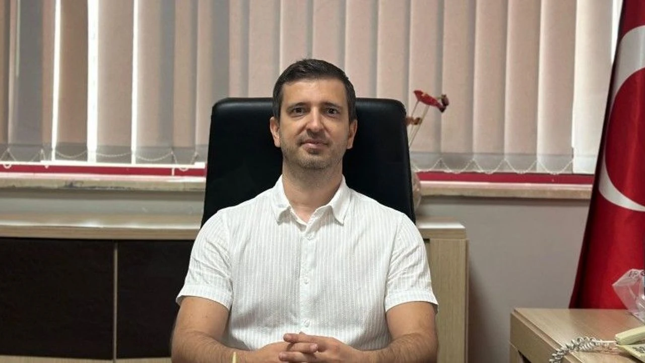 Gazi Yaşargil Eğitim ve Araştırma Hastanesi Başhekimi Görevinden İstifa Etti Gazi Yaşargil Eğitim ve Araştırma Hastanesi Başhekimi Görevinden İstifa Etti