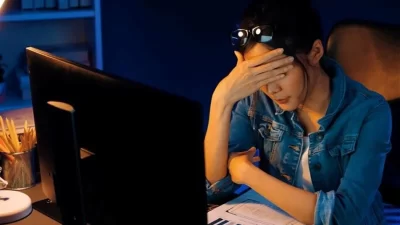 Alzheimer hastalığı, her üç saniyede bir kişiye demans teşhisi konmasıyla