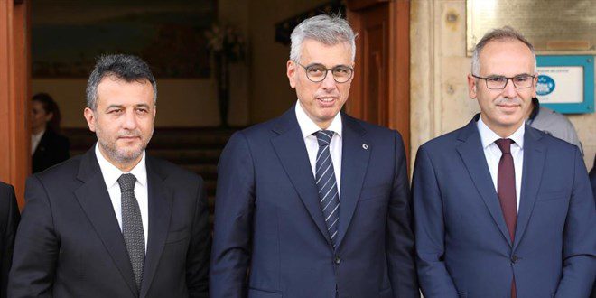 Sağlık Bakanı Prof. Dr. Kemal Memişoğlu, Samsun’da vatandaşlarla sohbetinde dikkat