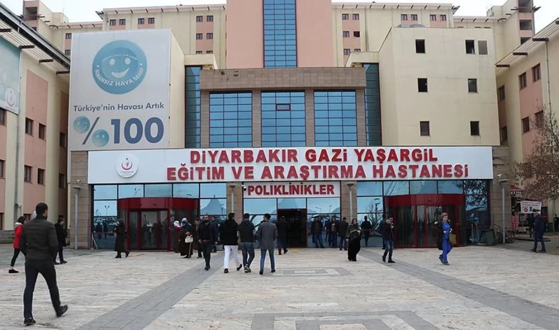Diyarbakır Gazi Yaşargil Eğitim ve Araştırma Hastanesi’nde görevli doktor Haçım Hizol,