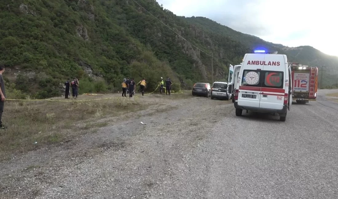 Samsun’un Bafra ilçesinde otomobilin Kızılırmak Nehri’ne uçtuğu kazada anne ile