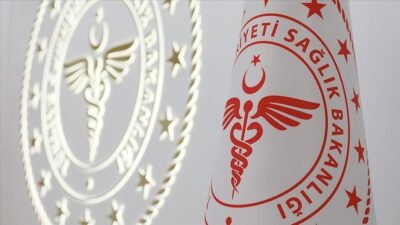 Sağlık Bakanlığı, kamu personeli alımı kapsamında bazı branşlarda kontenjan azaltımına